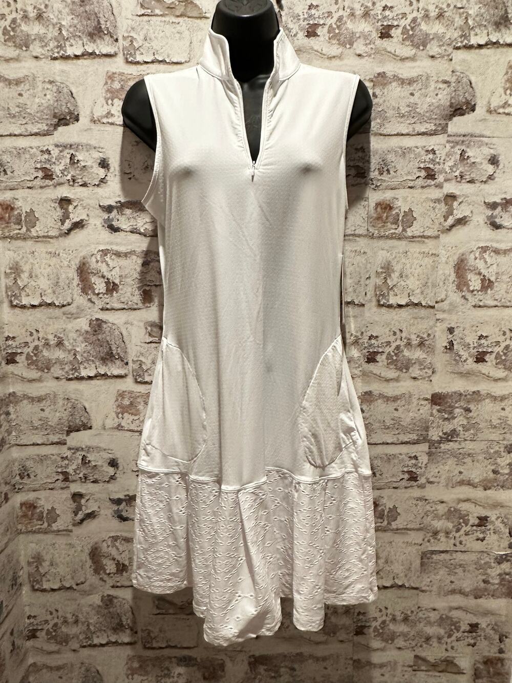 G Lifestyle Sleeveless White eyelet UPF 50+ 1/4 zip Golf Tennis Dress size S